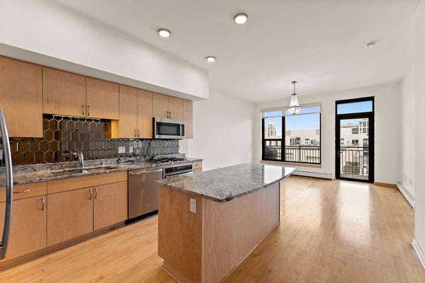 740 PORTLAND AVE S APT 1109, MINNEAPOLIS, MN 55415 - Image cc1dbe421ff21be98fd71ef24558df1f/4074885794
