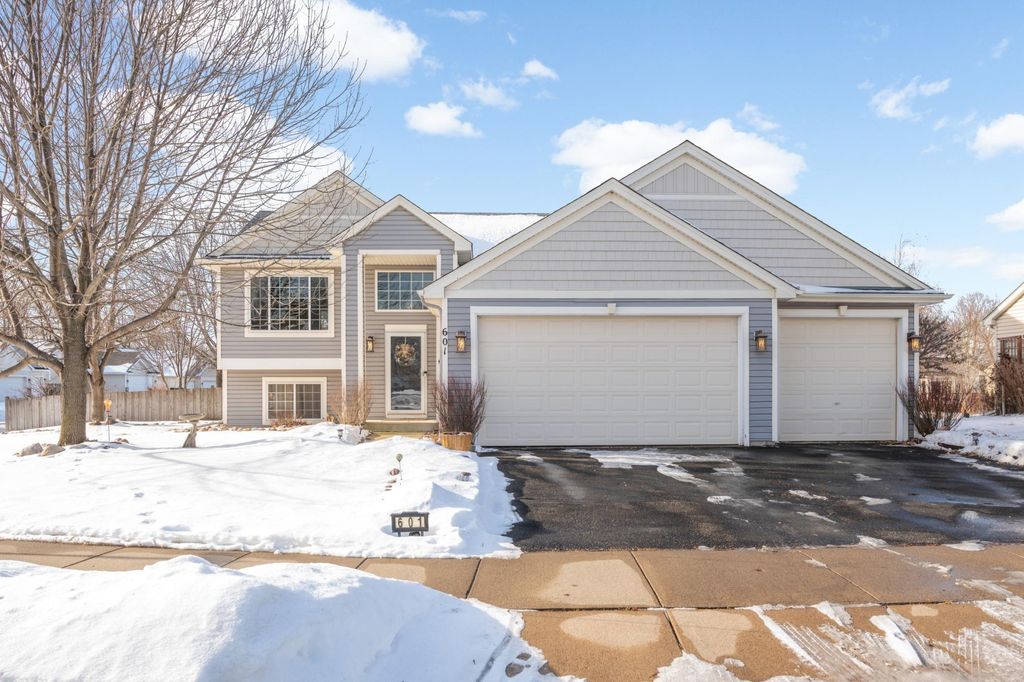 Photo of 601 Dillon Avenue N, Montrose, MN 55363 (MLS # 7000474)