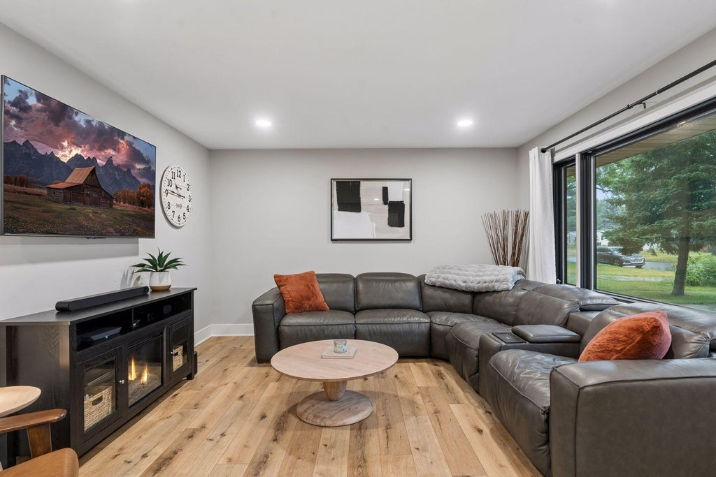 Photo of 7836 Woodlawn Drive, Mounds View, MN 55112 (MLS # 7120626)
