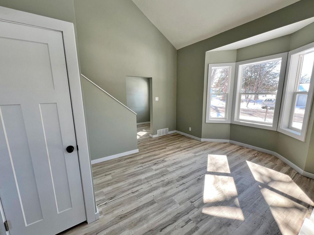 Photo of 409 Erie Avenue, Crosby, MN 56441 (MLS # 7055361)
