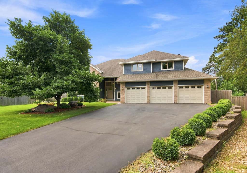 Photo of 10340 Summer Place, Eden Prairie, MN 55347 (MLS # 7125133)