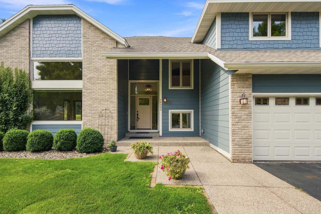 Photo of 10340 Summer Place, Eden Prairie, MN 55347 (MLS # 7125133)