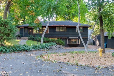 239 Byrondale Avenue Wayzata MN 55391