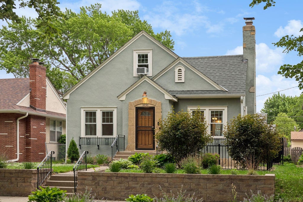 Photo of 3350 Xerxes Avenue North AVE, Minneapolis, MN 55412 (MLS # 7150855)