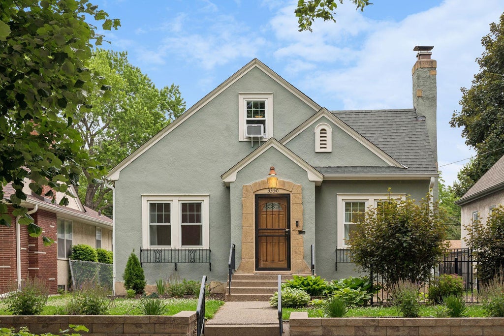 Photo of 3350 Xerxes Avenue North AVE, Minneapolis, MN 55412 (MLS # 7150855)