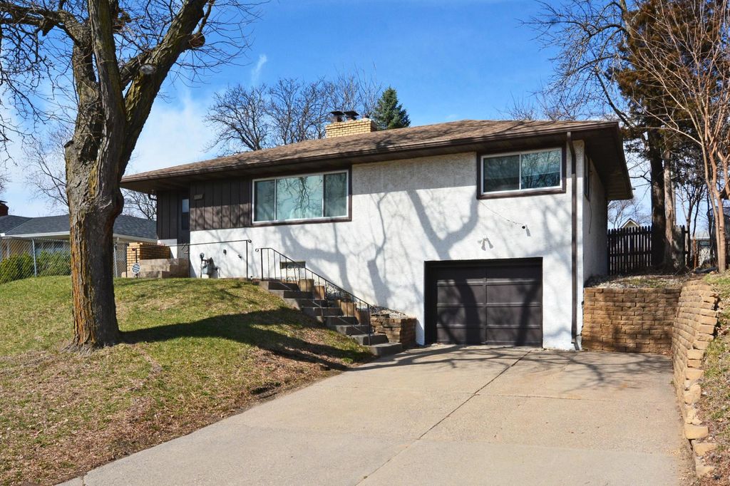 Photo of 1483 3rd Street E, Saint Paul, MN 55106 (MLS # 7051968)