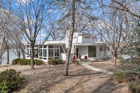 Photo of 715 Harmony Lane SW, Hutchinson, MN 55350 (MLS # 7044144)