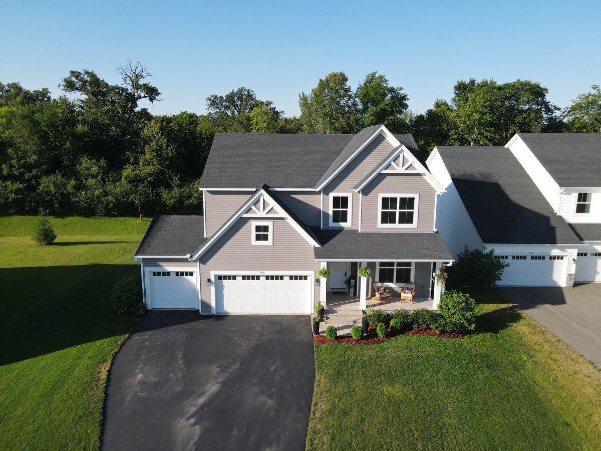 2416 Greenbriar Lane