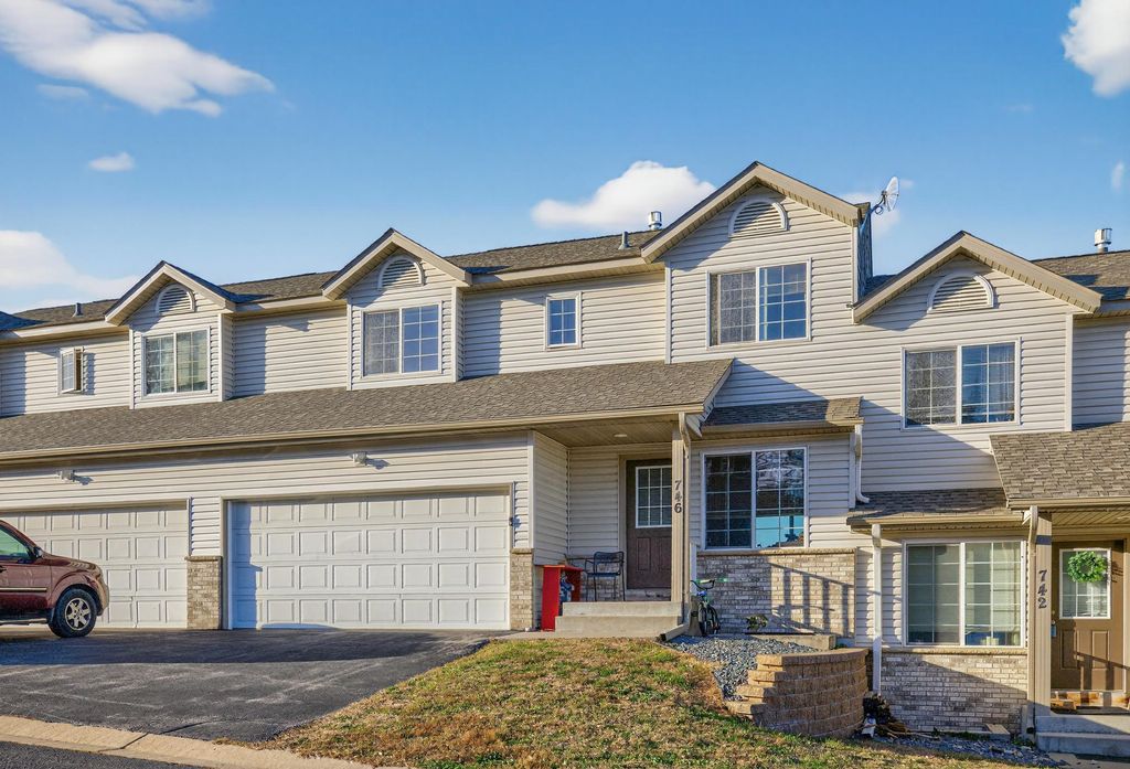 Photo of 746 Baylee Place SW, Pine Island, MN 55963 (MLS # 7073405)
