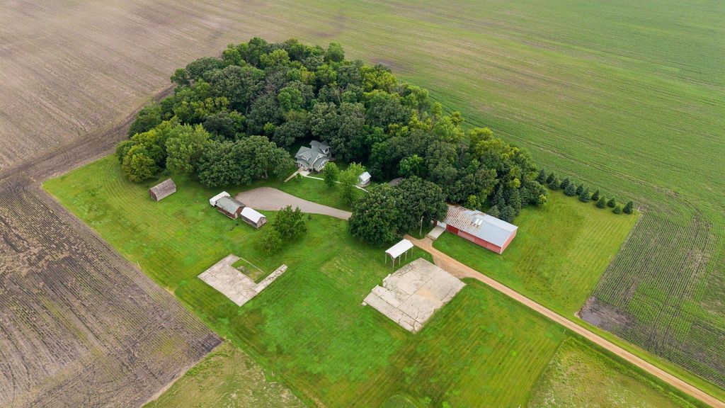Photo of 8363 County Road 2, Glencoe, MN 55336 (MLS # 7105008)