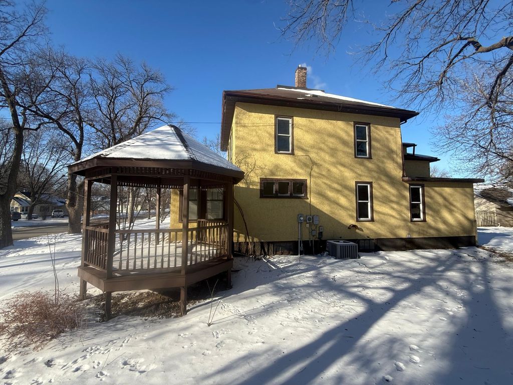 Photo of 417 Becker Avenue SE, Willmar, MN 56201 (MLS # 7015246)