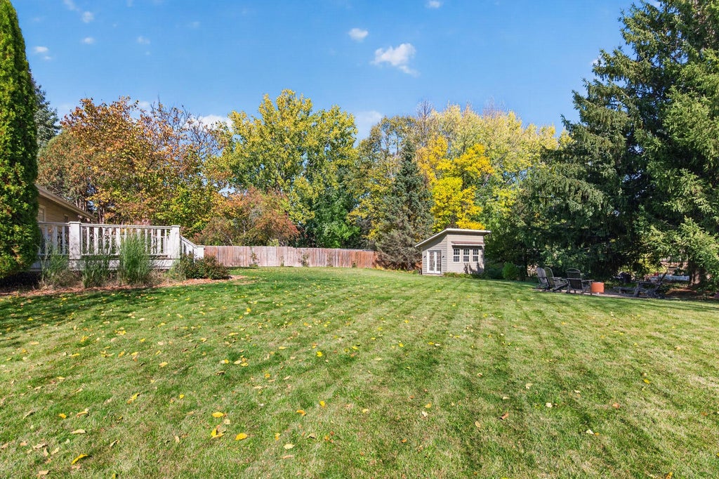 Photo of 3230 Shadyview Lane N, Plymouth, MN 55447 (MLS # 7159330)