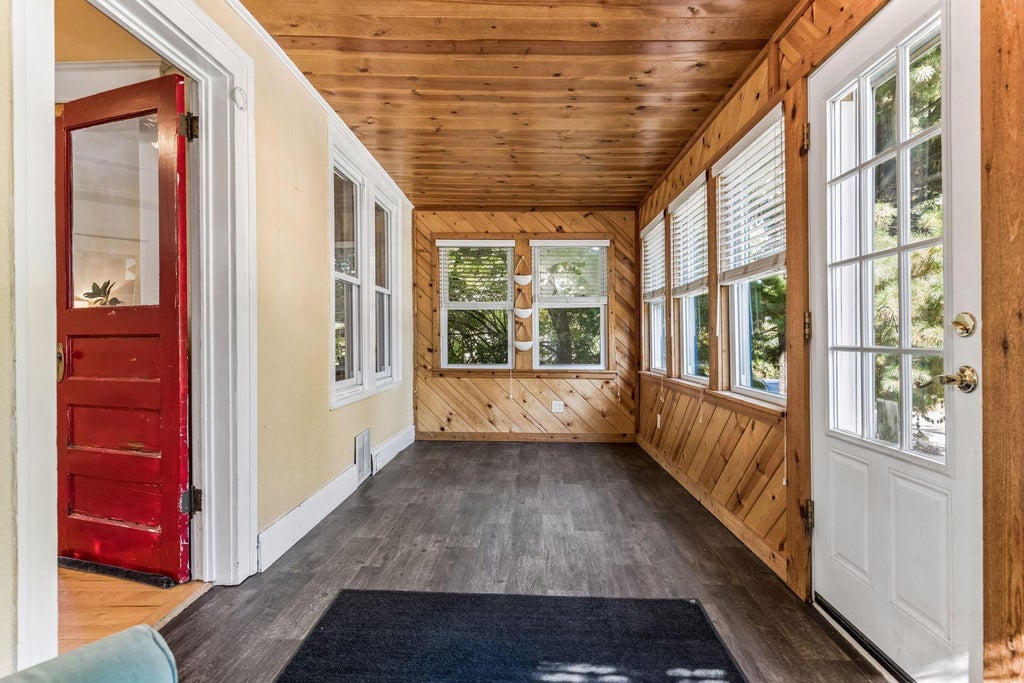 Photo of 5124 45th Avenue S, Minneapolis, MN 55417 (MLS # 7142593)
