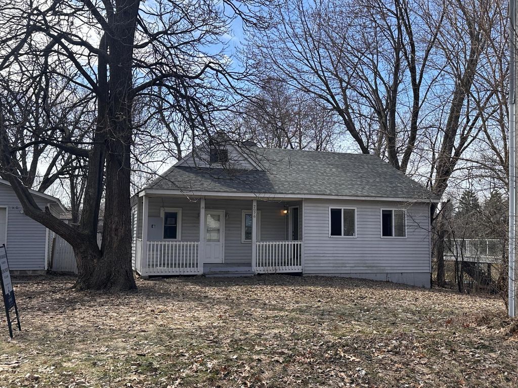 Photo of 2076 Flanders Road, North Saint Paul, MN 55109 (MLS # 7052963)