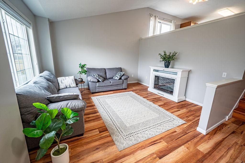 Photo of 1330 Hunter Hill Drive, Hammond, WI 54015 (MLS # 7042306)