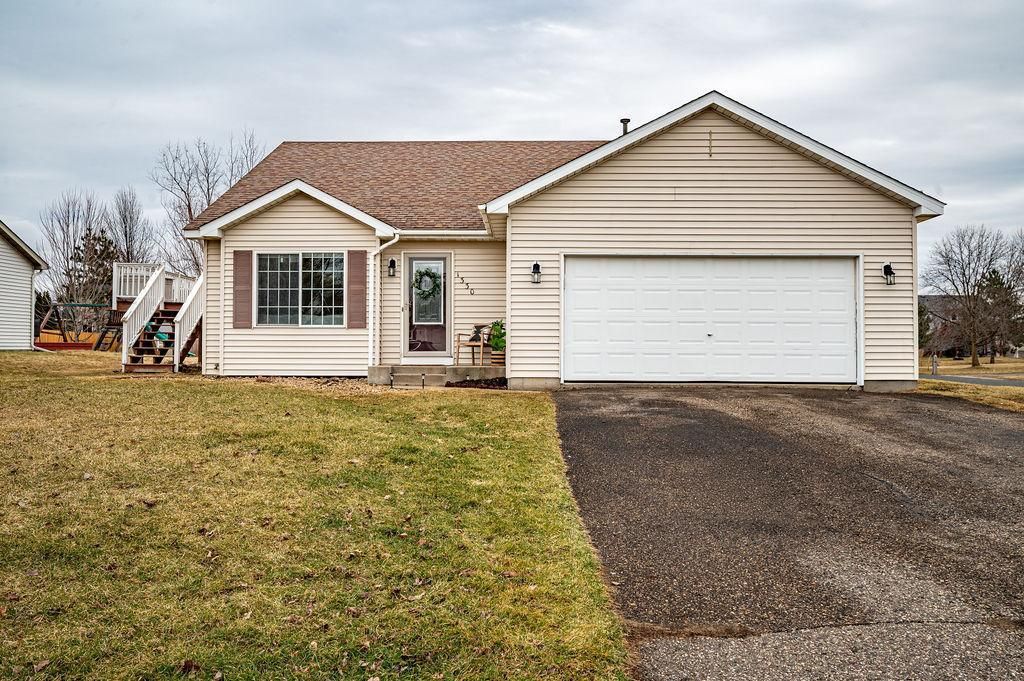 Photo of 1330 Hunter Hill Drive, Hammond, WI 54015 (MLS # 7042306)