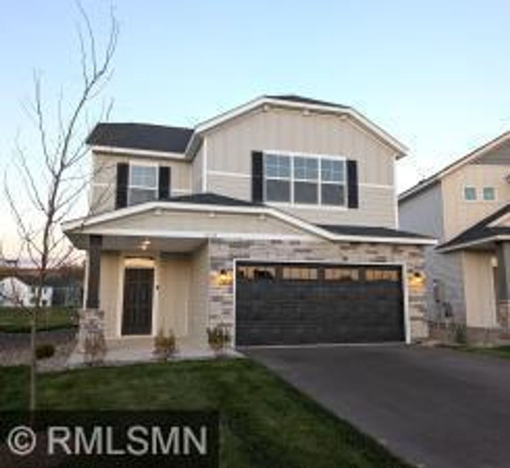 Photo of 10538 Goodview Avenue S, Cottage Grove, MN 55016 (MLS # 7051877)