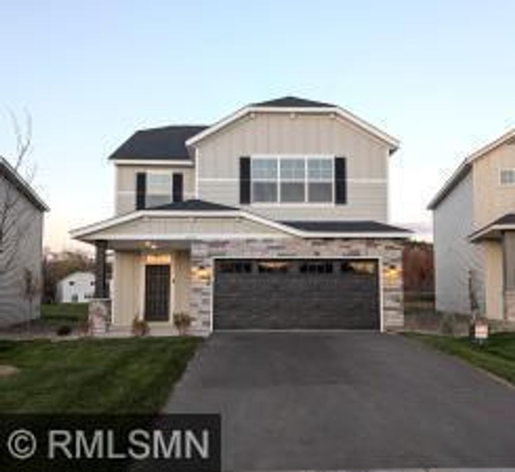 Photo of 10538 Goodview Avenue S, Cottage Grove, MN 55016 (MLS # 7051877)