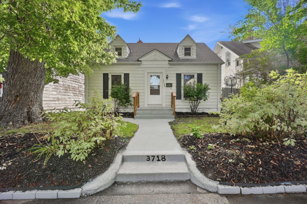 Photo of 3718 Newton Avenue N, Minneapolis, MN 55412 (MLS # 7144657)