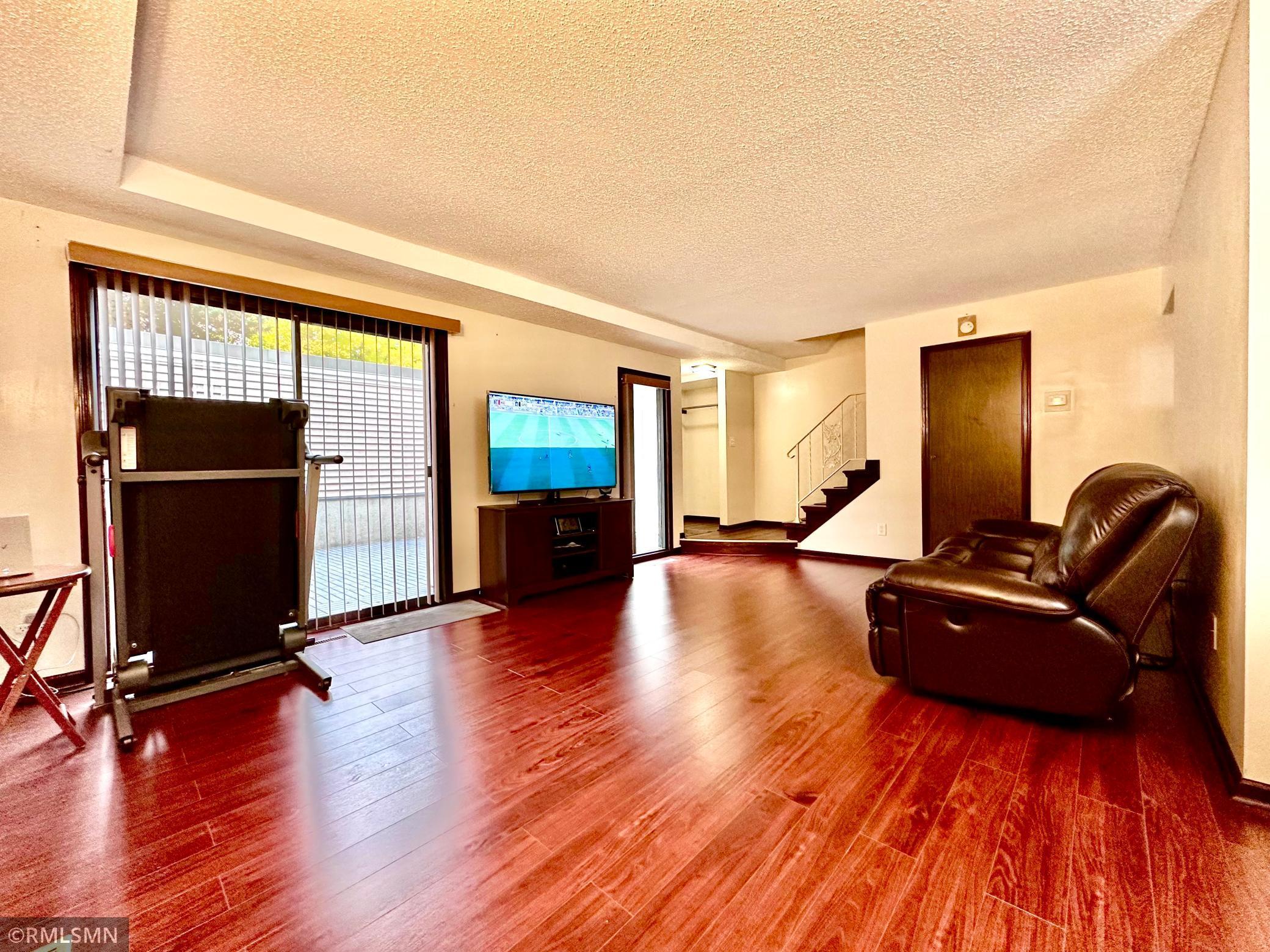 1228 Wagon Wheel Road