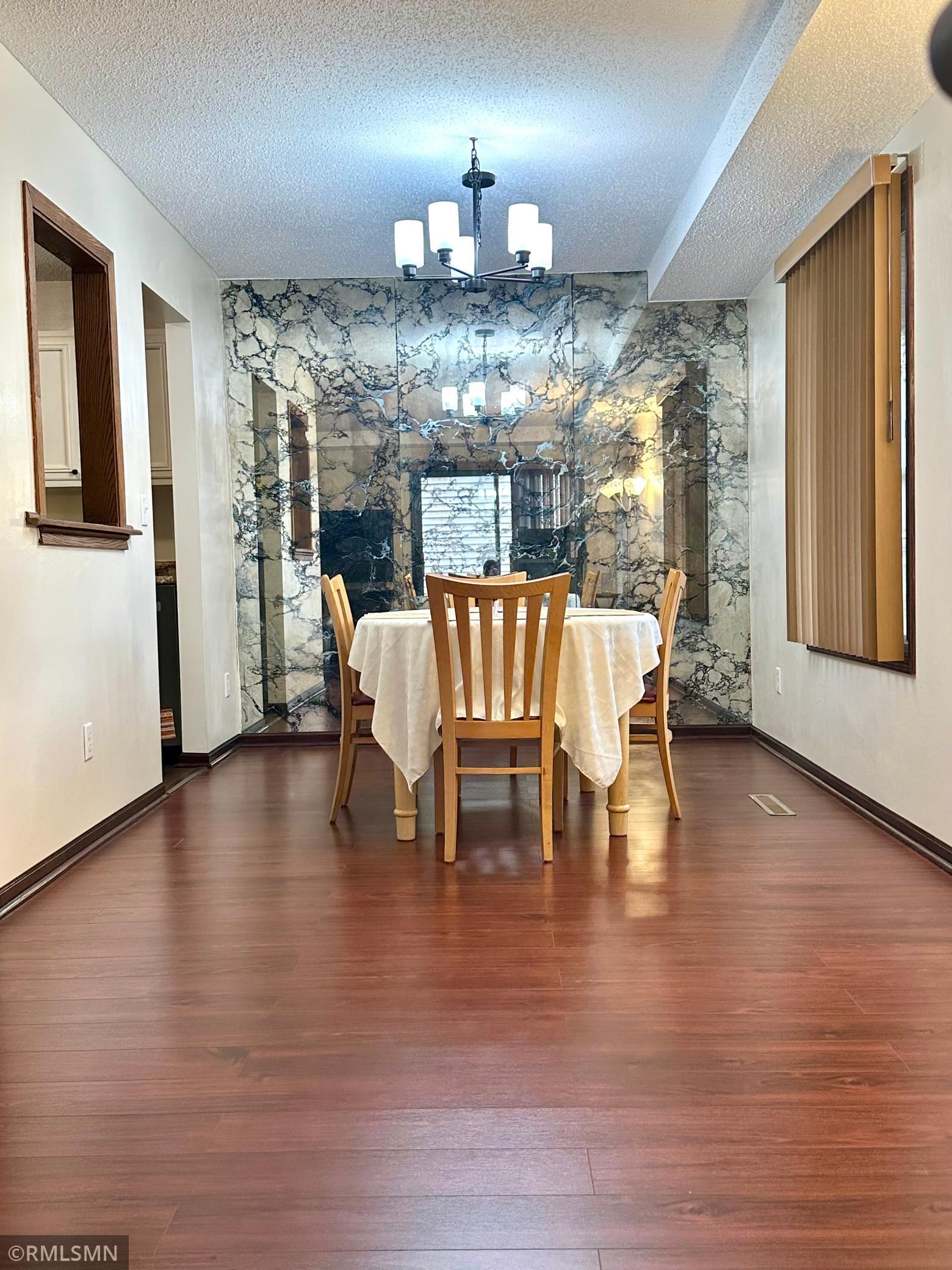 1228 Wagon Wheel Road