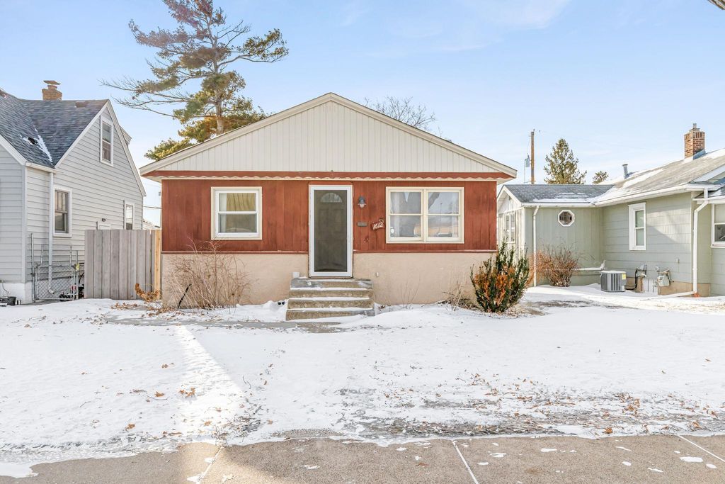 Photo of 1612 Breda Avenue, Saint Paul, MN 55108 (MLS # 7010668)
