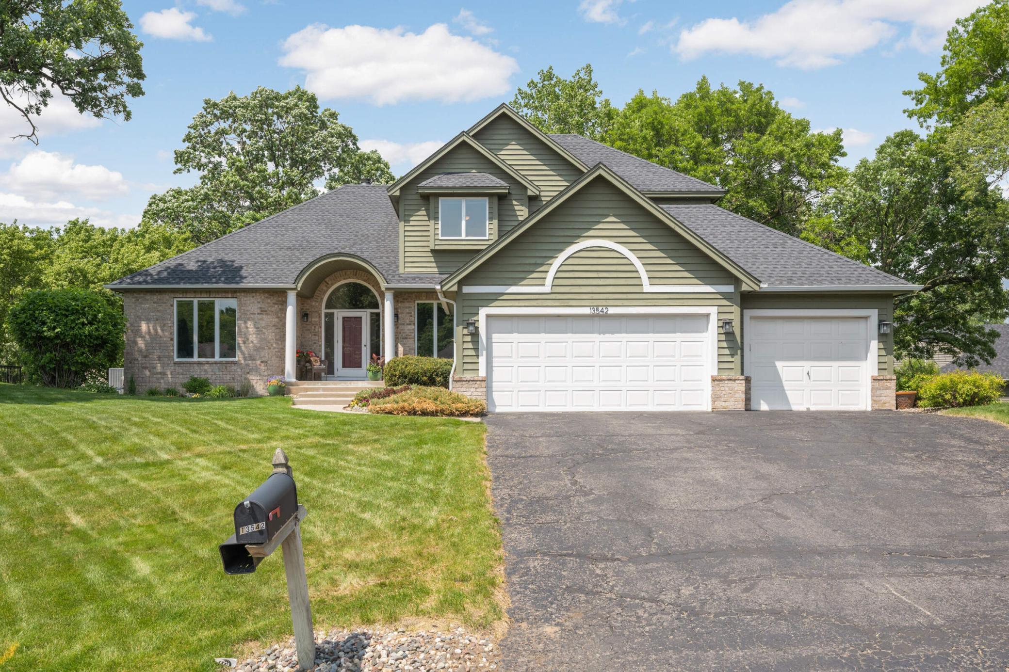 13542 Gossamer Way
