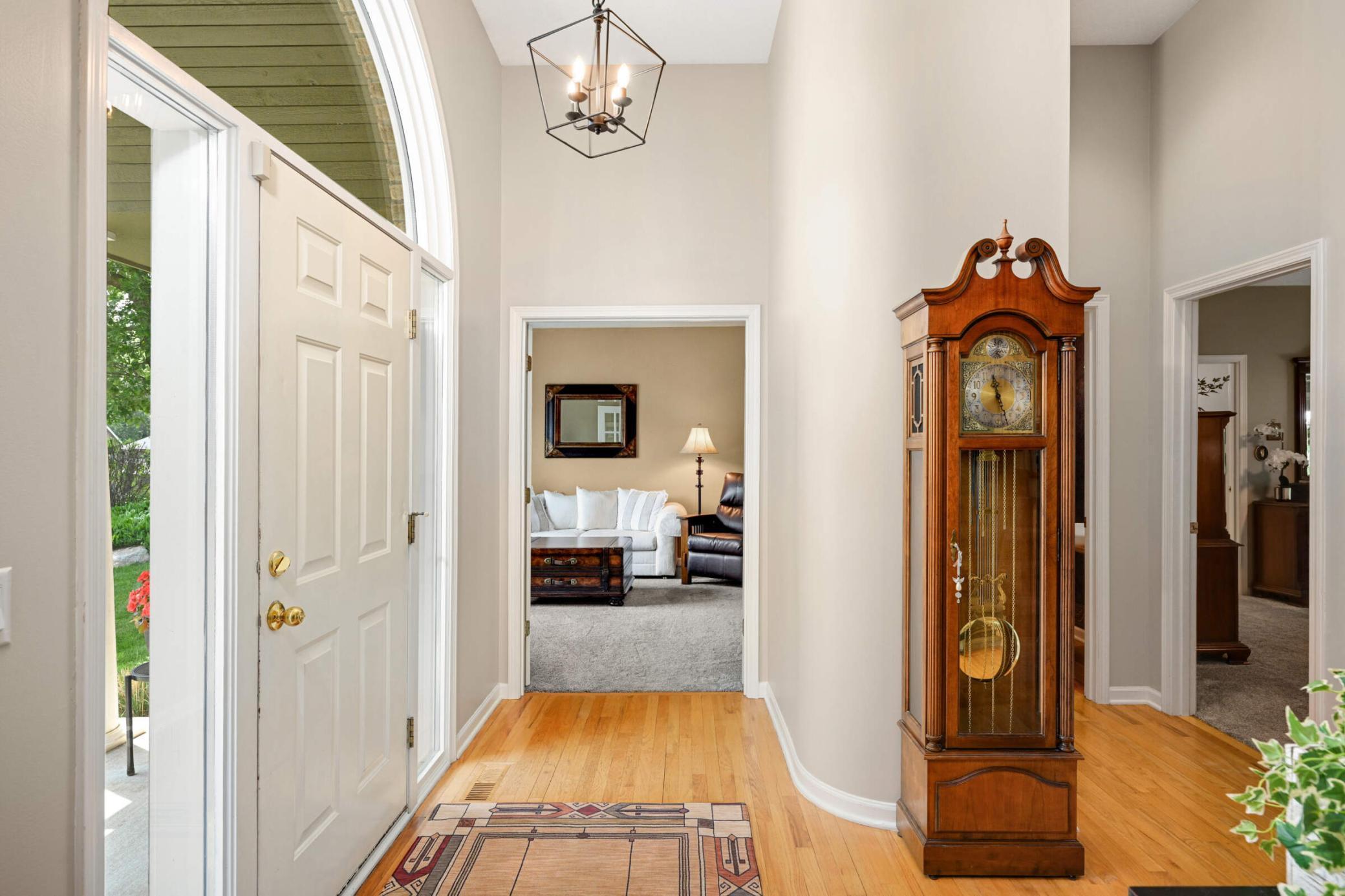 13542 Gossamer Way