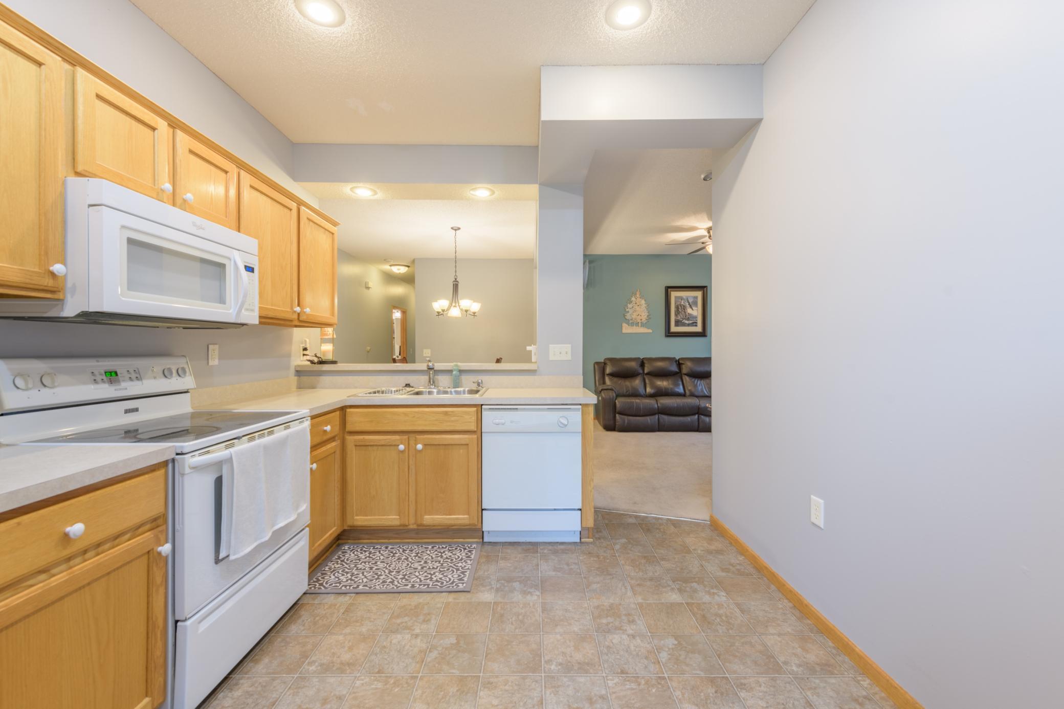 353 Hayes Drive 14
