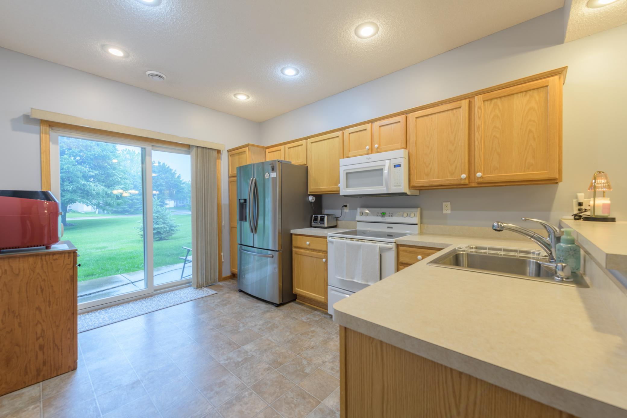 353 Hayes Drive 14