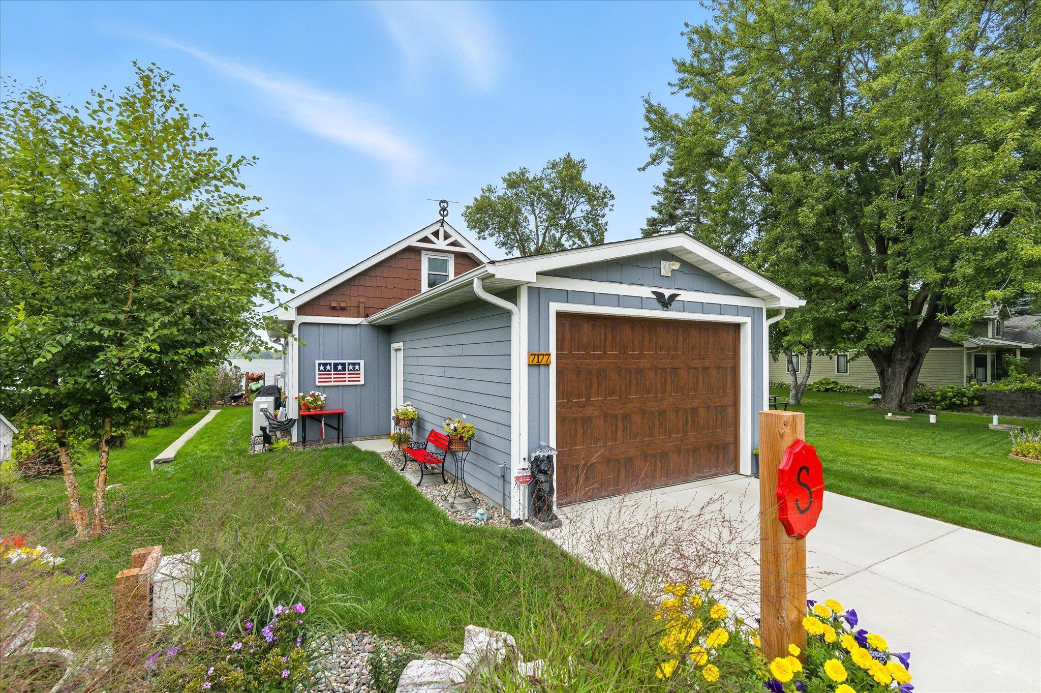 7177 Newcomb Avenue NW