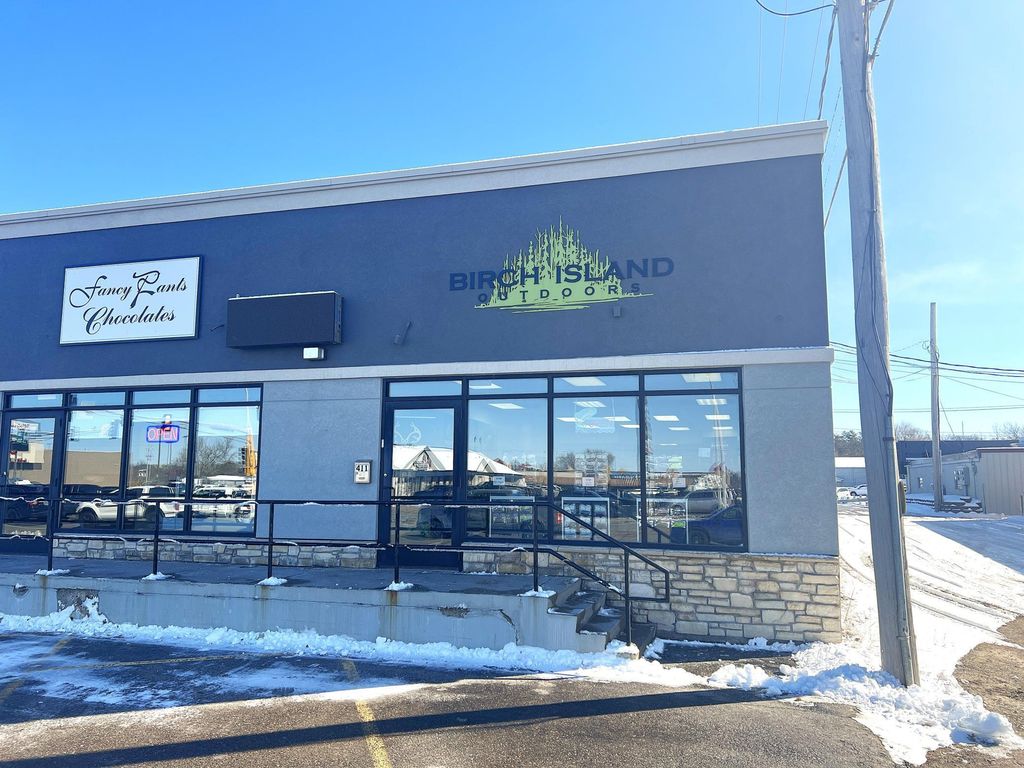 Photo of 401 W Washington Street #End-Cap 411, Brainerd, MN 56401 (MLS # 7038359)