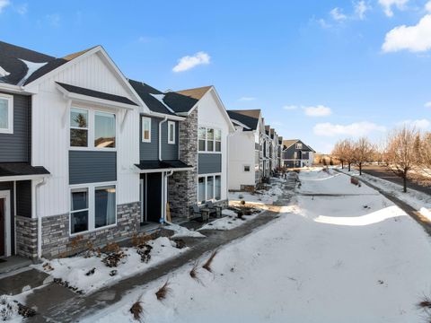 2422 N Blossom Circle Orono MN 55356