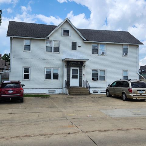 Photo of 104 1st Street SW, Austin, MN 55912 (MLS # 6766075)