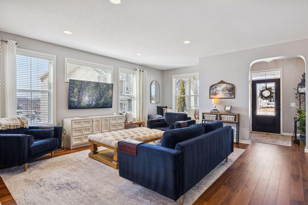 Photo of 15085 54th Avenue N, Plymouth, MN 55446 (MLS # 7017969)