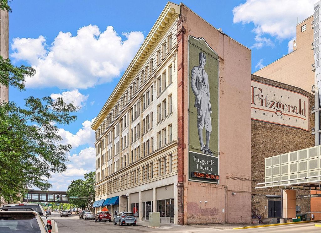 Photo of 488 Wabasha Street N #504, Saint Paul, MN 55102 (MLS # 7061982)