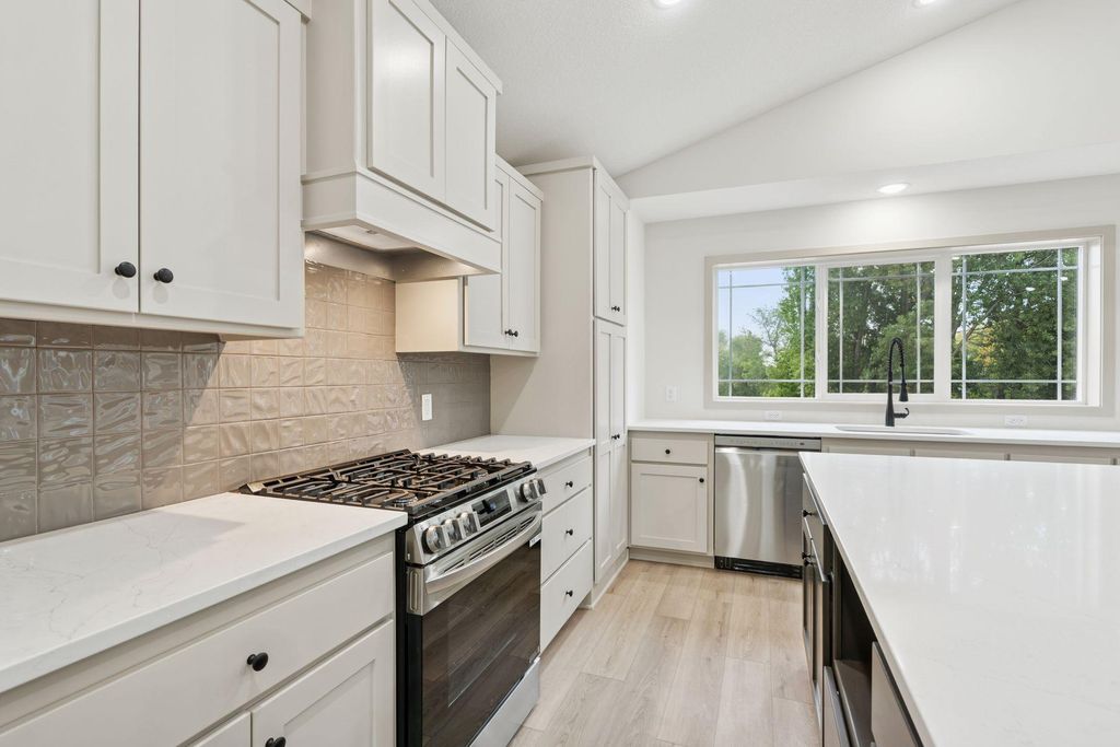 Photo of 21423 Cottonwood Street NW, Oak Grove, MN 55448 (MLS # 7007613)