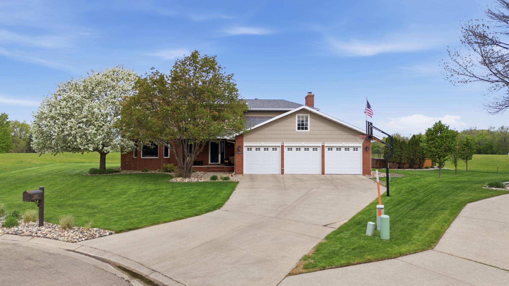 3500 Riverview Circle