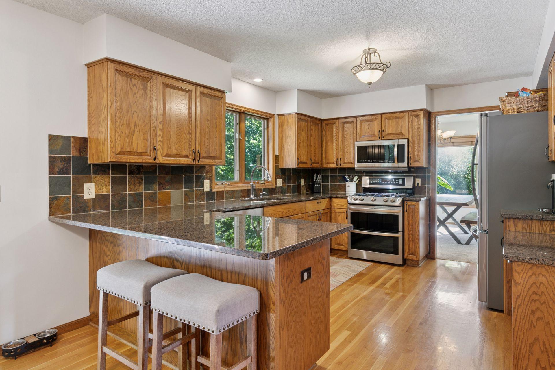 212 Geneva Boulevard