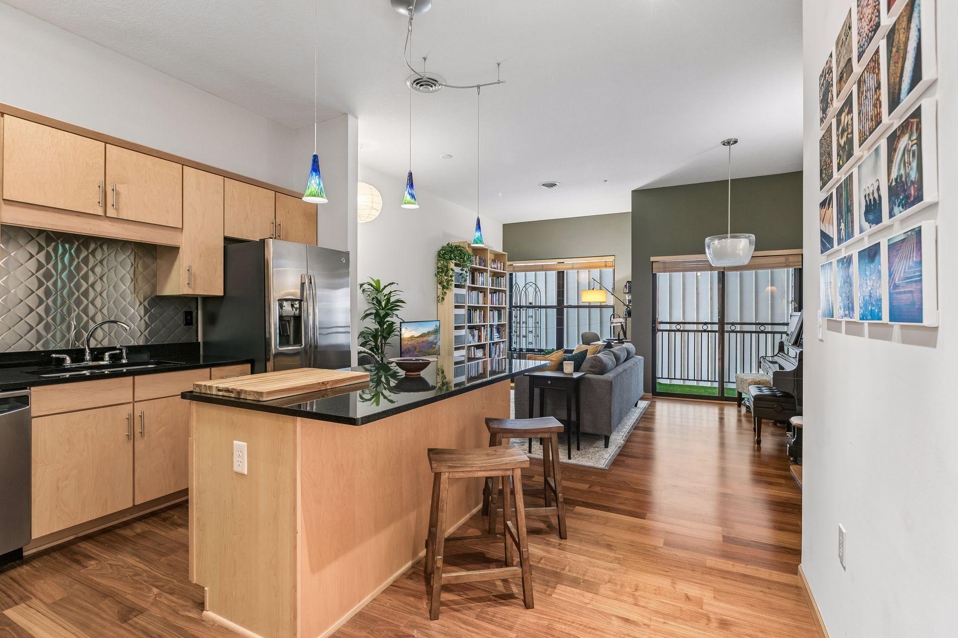 270 4th Street E 207