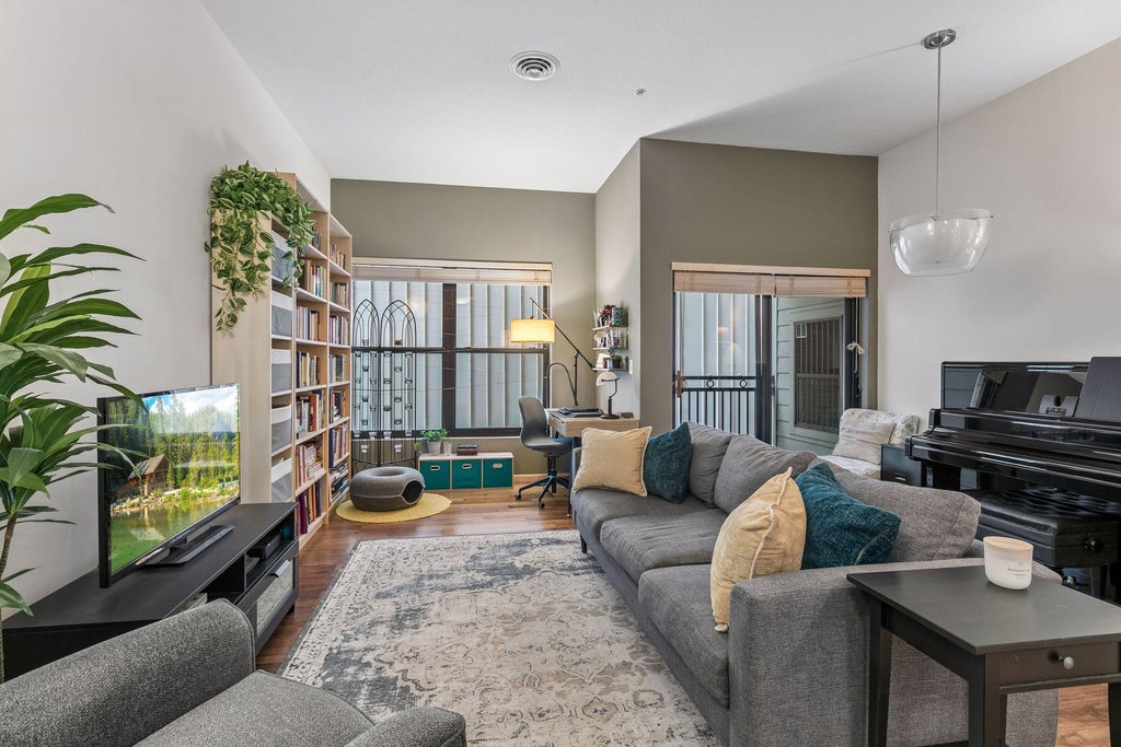 Photo of 270 4th Street E #207, Saint Paul, MN 55101 (MLS # 7150224)