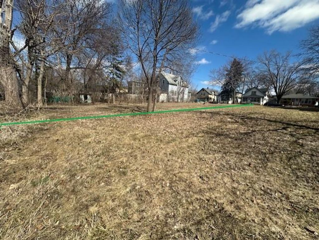 Photo of 713 Russell Avenue N, Minneapolis, MN 55411 (MLS # 7044116)