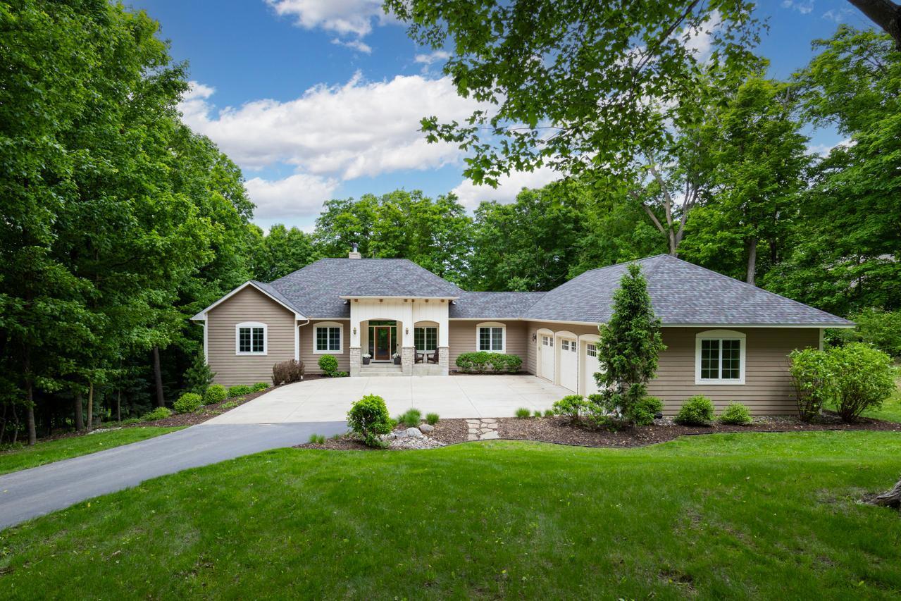 8580 Maple View Drive