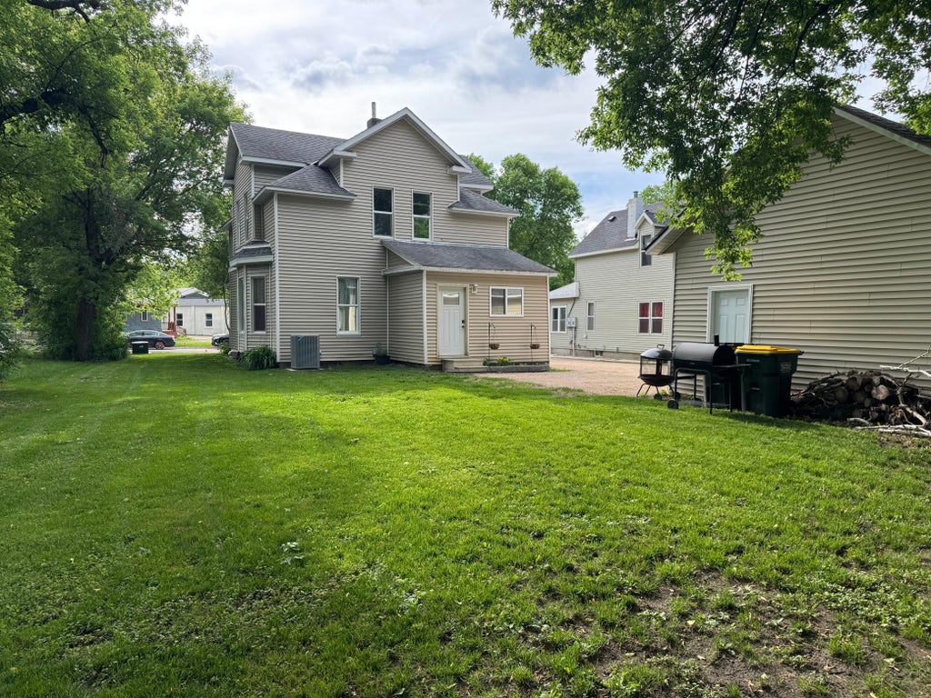 Photo of 615 18th Street SW, Willmar, MN 56201 (MLS # 7086953)