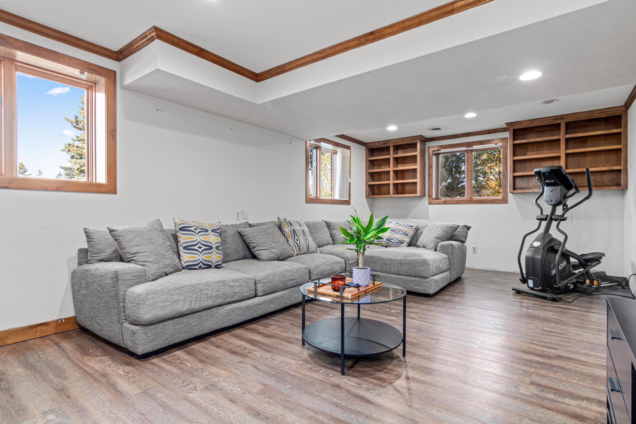 2044 Patricia Street