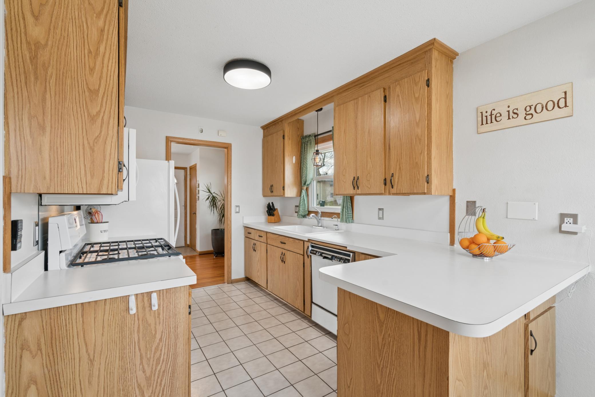 4920 Monroe Street NE