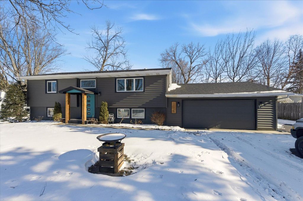 Photo of 17125 Maple Lane SE, Prior Lake, MN 55372 (MLS # 7013151)