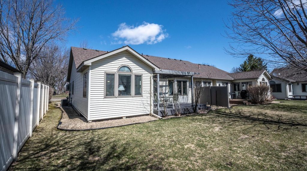 Photo of 197 Hickory Street W, Farmington, MN 55024 (MLS # 7049510)