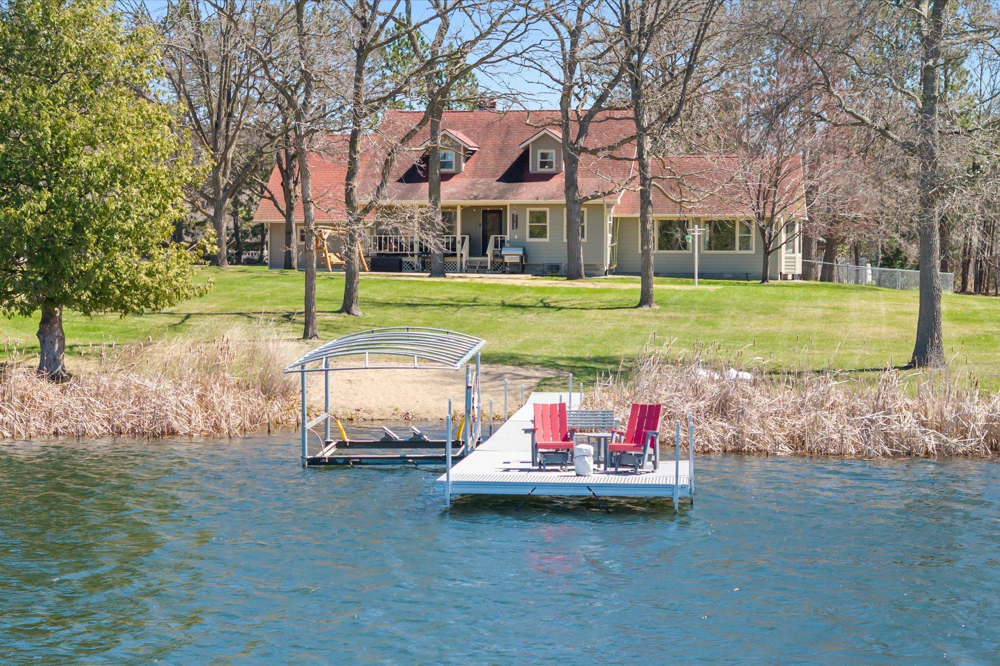 2163 White Pine Point Road SW