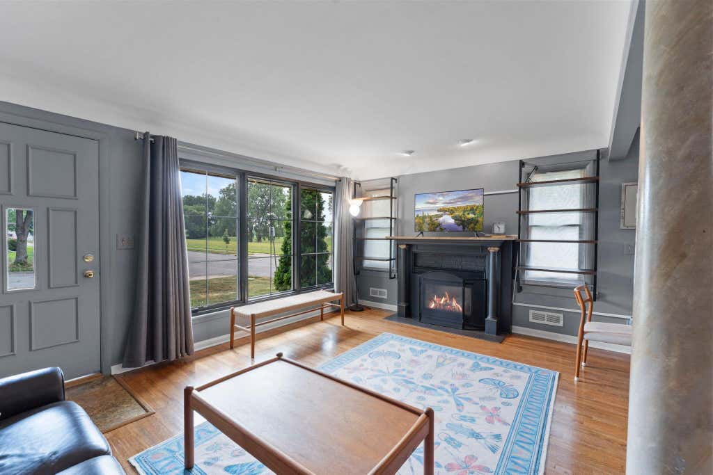 Photo of 5752 21st Avenue S, Minneapolis, MN 55417 (MLS # 7101626)